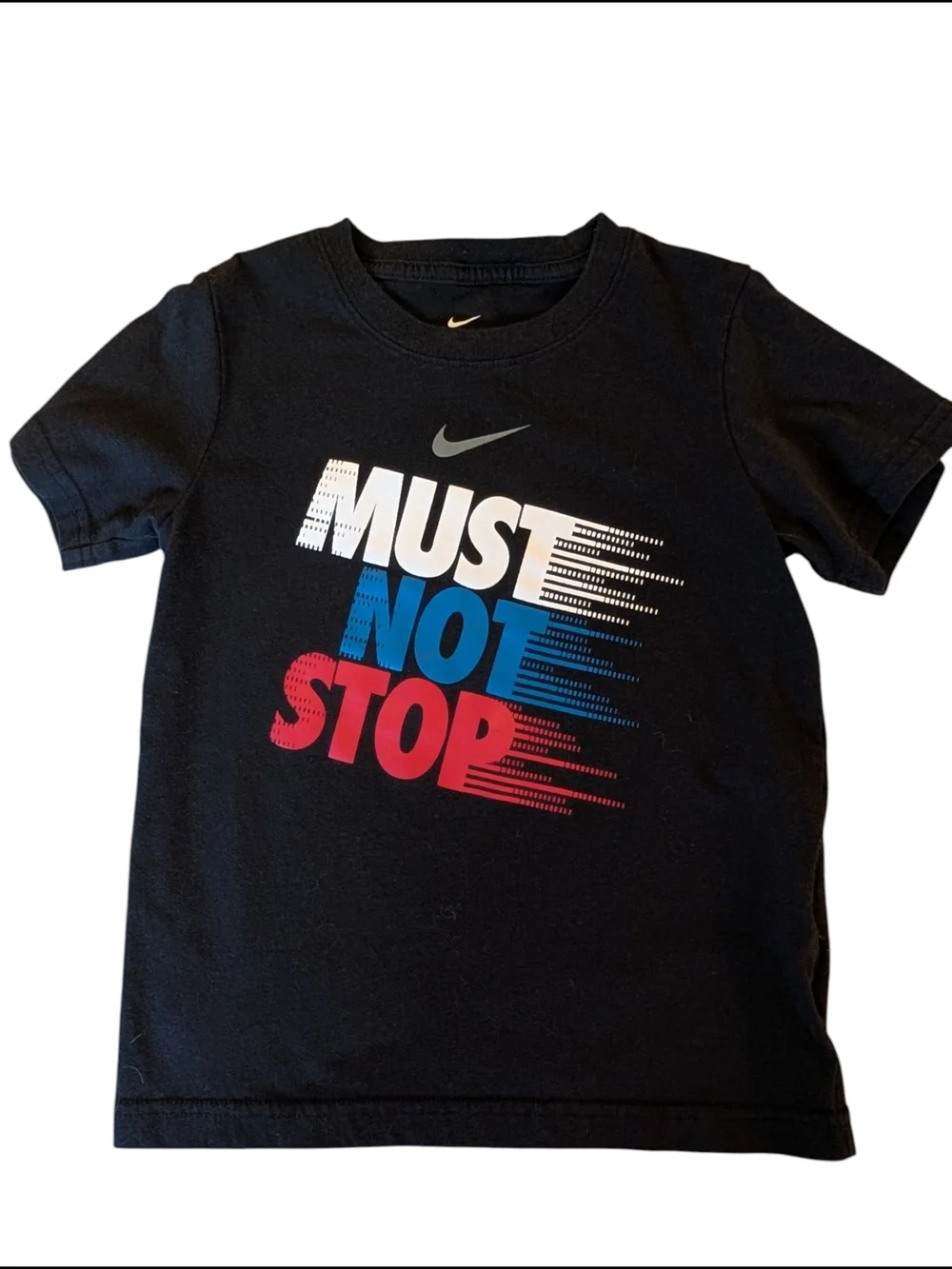 Nike Boys 3-Piece Active Bundle Tee Shirt, Pants, Joggers, Athletic Gear Size 7 - Picture 4 of 9